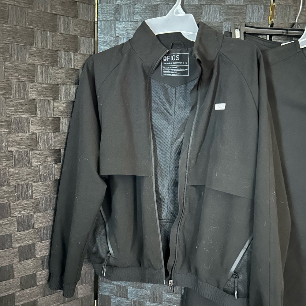 Figs scrubs jacket